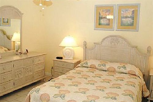 Pelican Beach Villas Марш-Харбор Екстер'єр фото