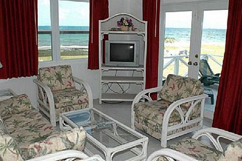 Pelican Beach Villas Марш-Харбор Екстер'єр фото